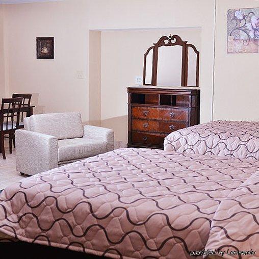 Pacer Inn & Suites Motel Делауер Екстериор снимка