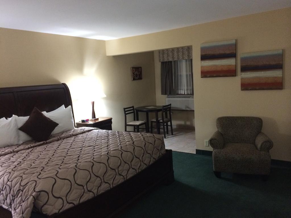Pacer Inn & Suites Motel Делауер Стая снимка