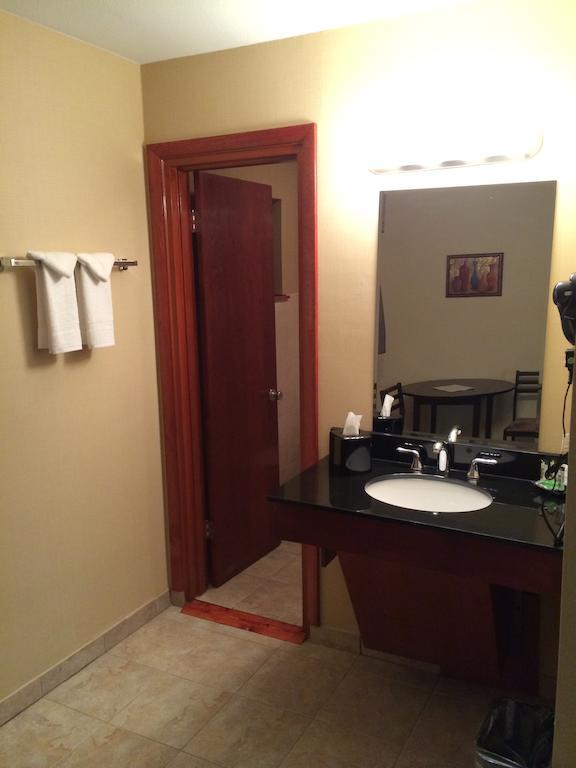 Pacer Inn & Suites Motel Делауер Стая снимка