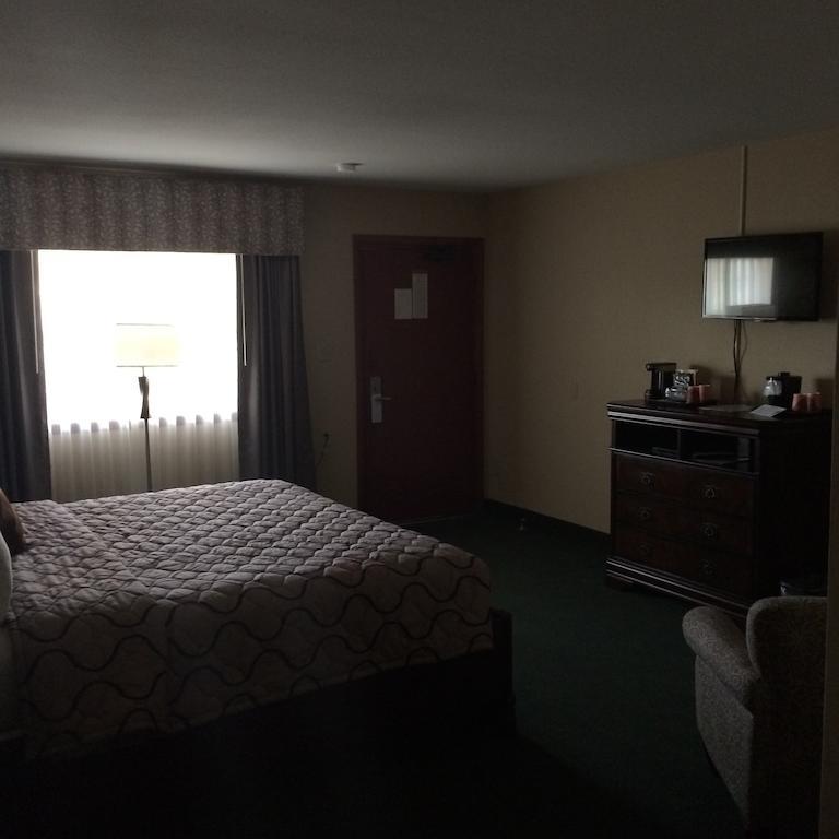 Pacer Inn & Suites Motel Делауер Стая снимка